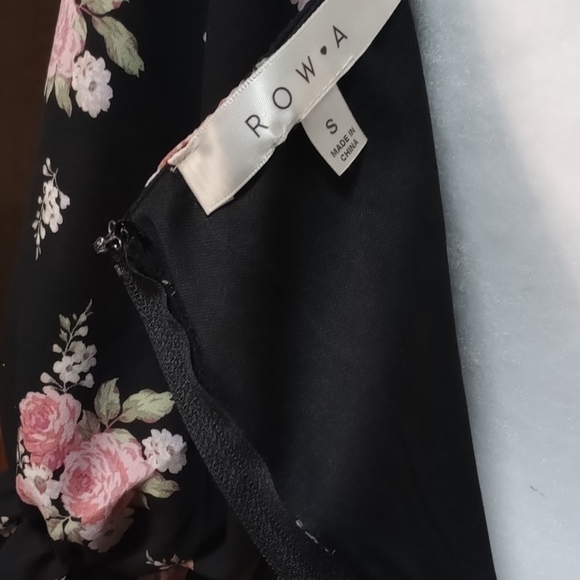 Black Ruffled Midi w/ Light Pink Roses - Picture 4 of 4